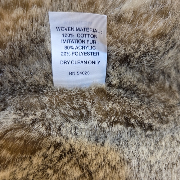 Y2K GAP Reversible Faux Fur Lined Vest - Picture 4 of 5